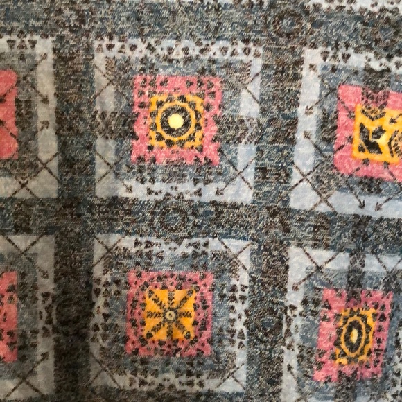 Lularoe Irma - Picture 2 of 3